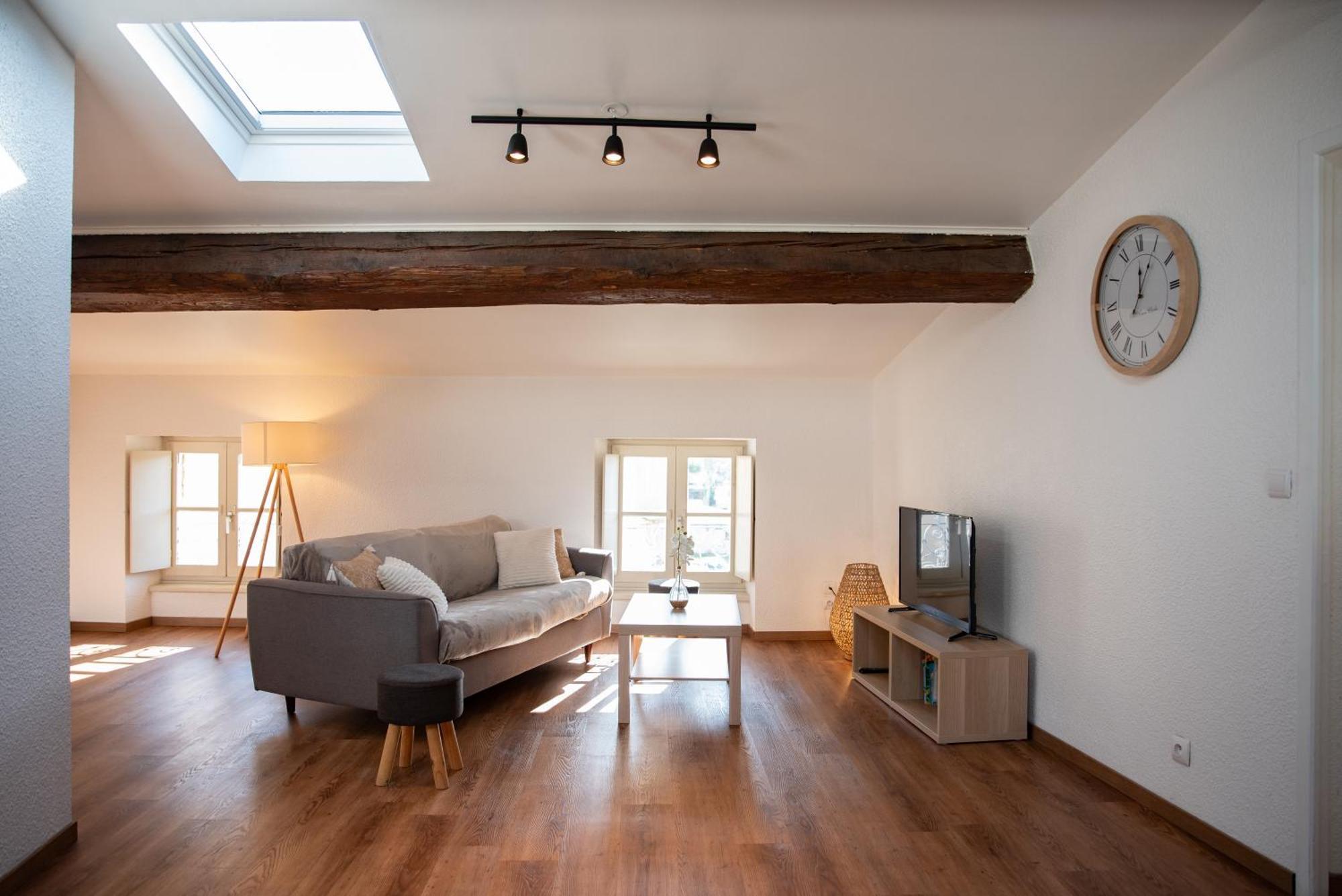 Appartement Chaleureux Au Pied De La Cite Avec Parking Carcassonne Exterior foto